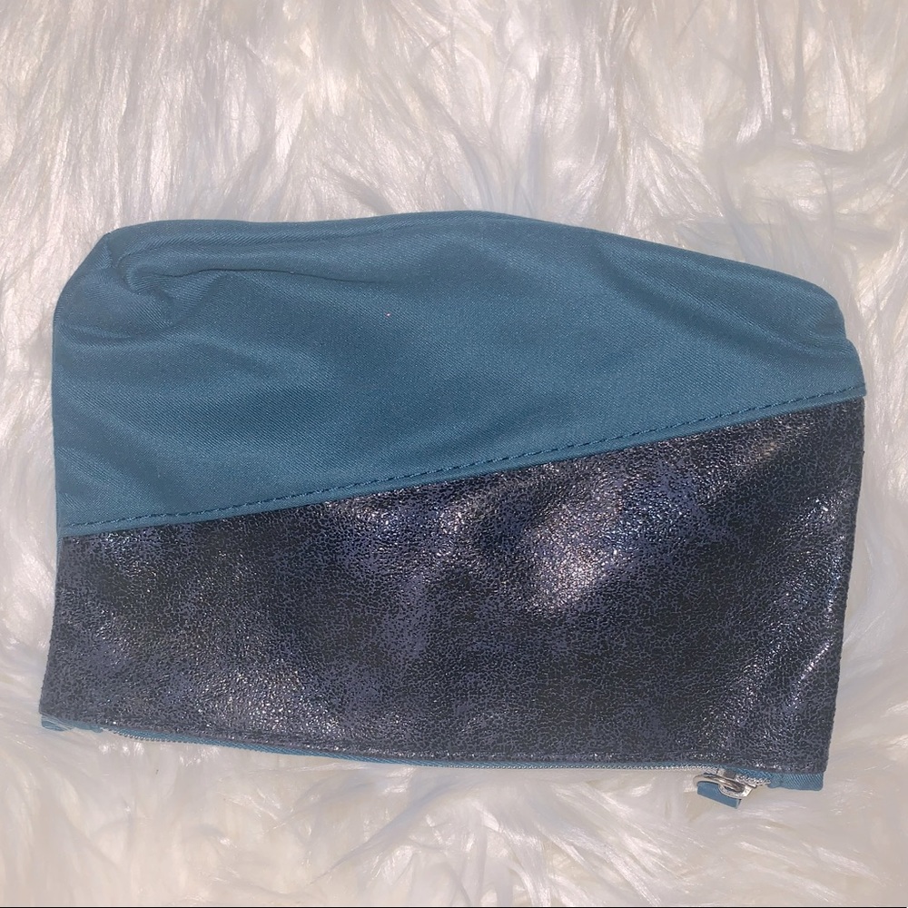 Two toned Ipsy Glam Bag